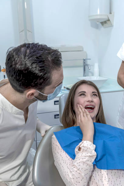 Best Pediatric Emergency Dentist in Roaming Shores, OH